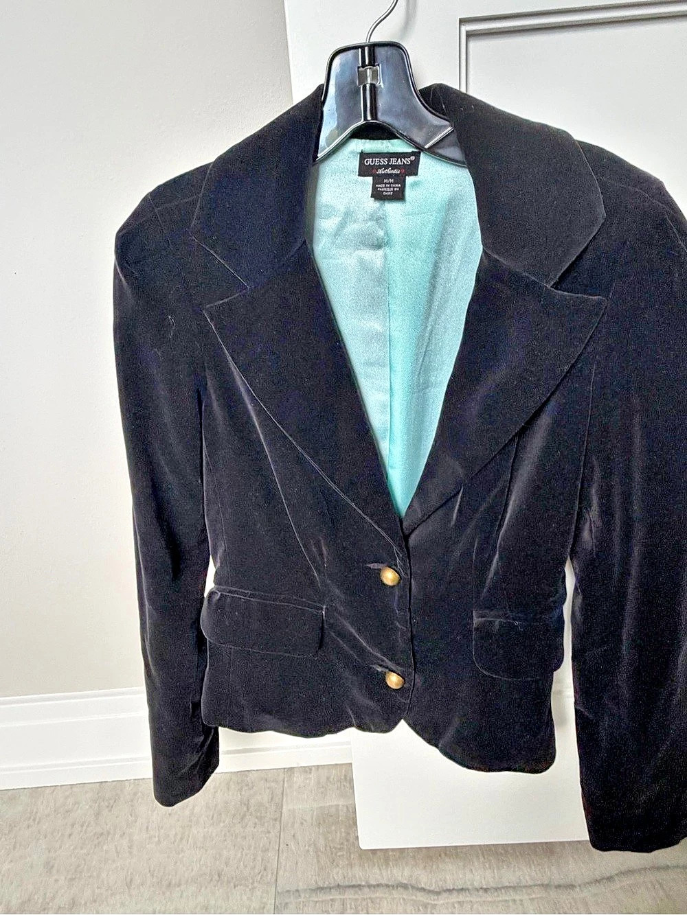 GUESS Lavinia Black Velvet Blazer Size Medium Like New